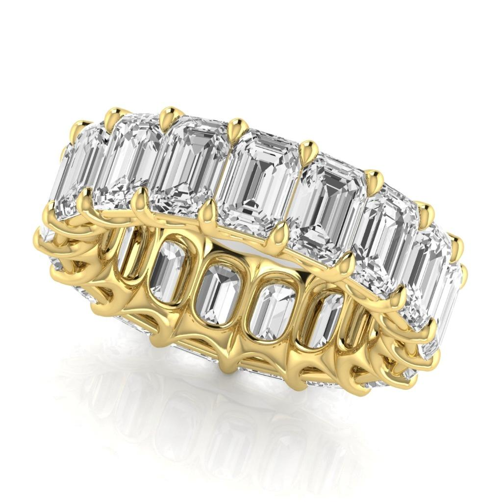 Diamant Smaragd-Schliff Eternity Band in 14K Gelbgold – Seitenansicht
