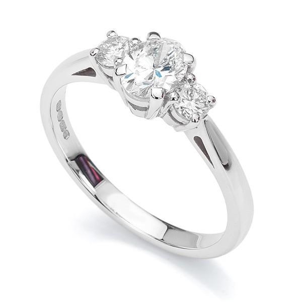 2.30 Karat Ovaler Und Runder Echt Diamantring Mit 3 Steinen Weißgold 14K