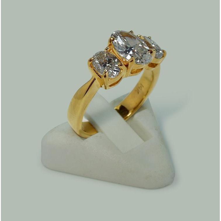 2,81 Ct. Ovaler Echt Diamanten Drei-Stein-Verlobungsring Gelbgold 14K