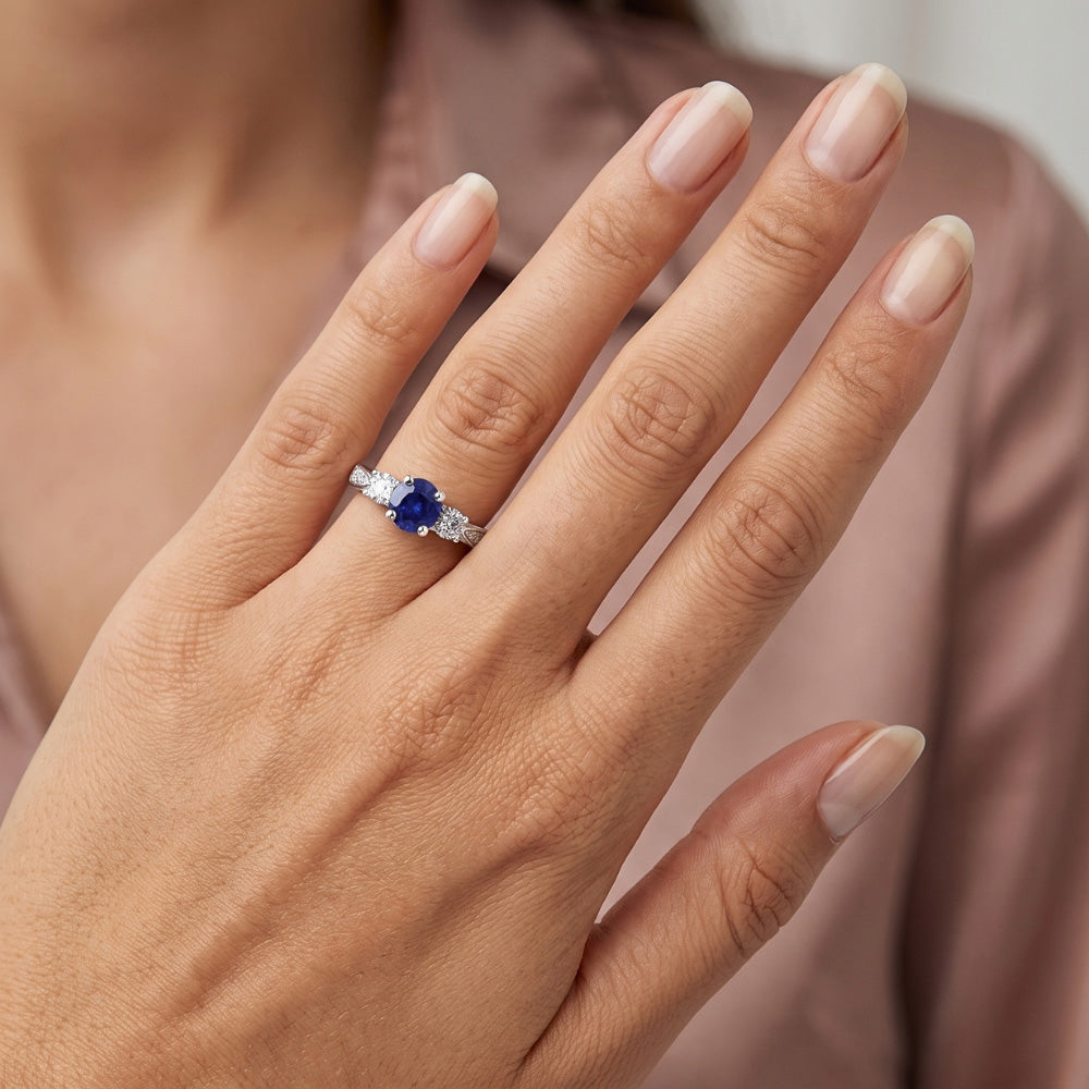 3 Steine Stil Edelstein Ring rund Sri Lanka Saphir 2 Karat