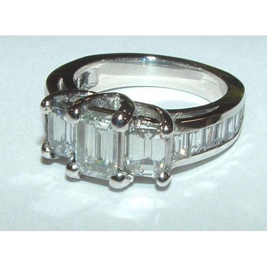 3 Ct. Smaragd & Baguettes Drei-Stein-Natürliche Diamant-Ring Weißgold 14K