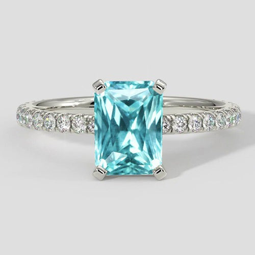 3 Karat Kissen Paraiba Ring mit Diamantschiene