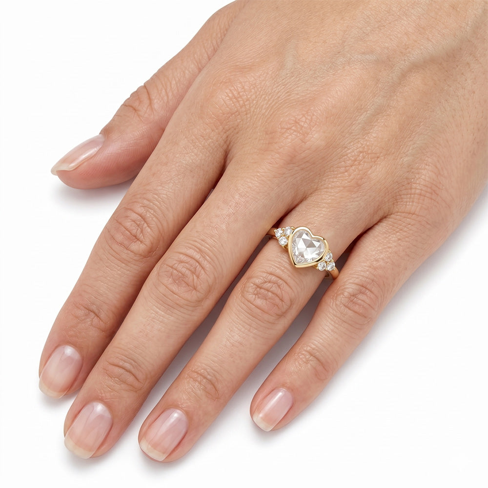 Antiker Rosen-Schliff Edler Diamant Solitär-Ring mit Akzenten