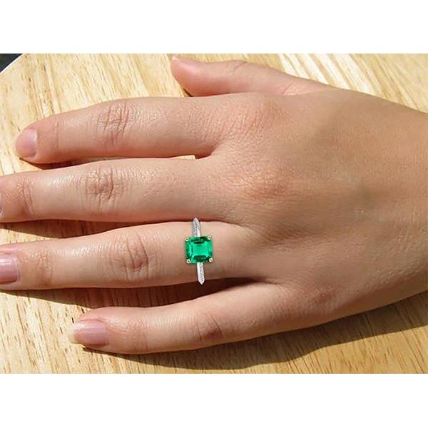 Asscher Gruner Smaragd Diamant Ring Milgrain Design