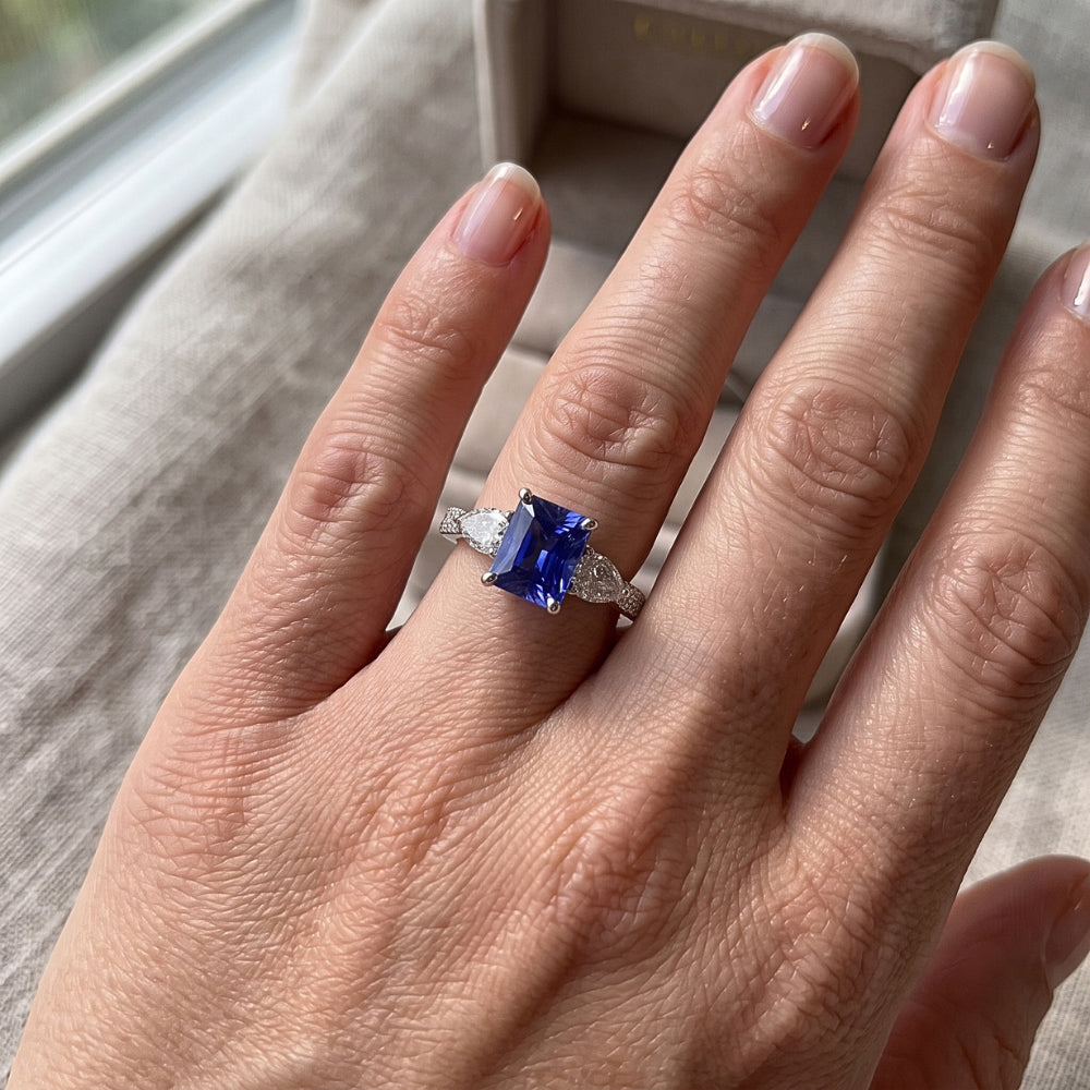 Blauer Saphir Edelstein Radiant Cut Ring Birne & Runde Natürlicher Diamant ( nicht im Labor gezüchtet )en 3 Karat