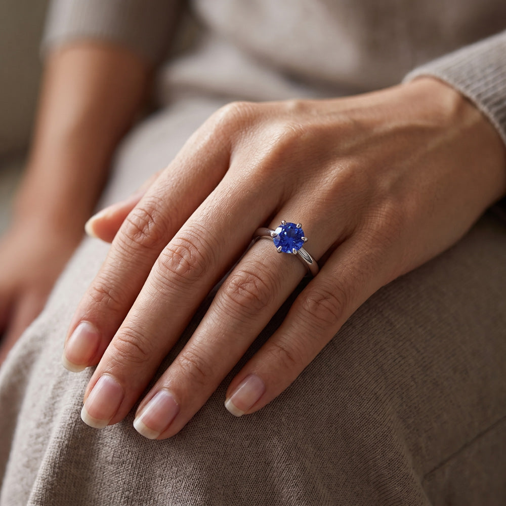 Blauer Saphir im Rund-Brillant Schmuckstein-Ring 1,50 Karat – 14