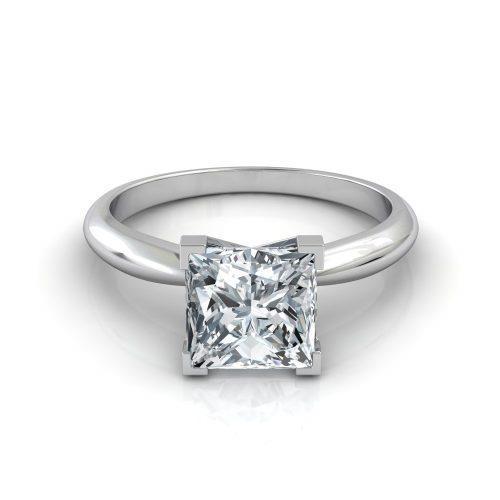 Funkelnder Solitärring Im Princess-Schliff Mit 2,90 Karat Echt Diamant