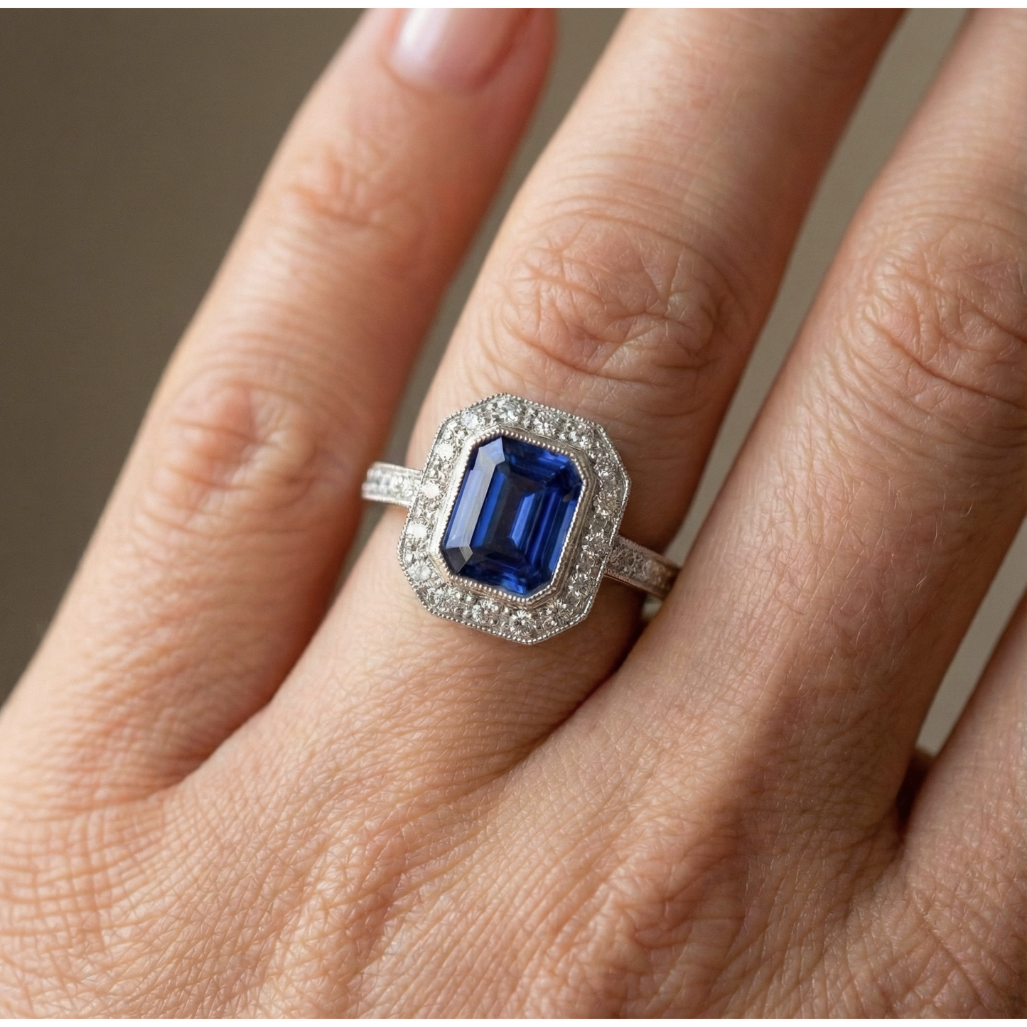 Goldener Halo Smaragd Shaped srilankischer Saphir-Natürlicher Diamant ( nicht im Labor gezüchtet )ring 3,50 Karat