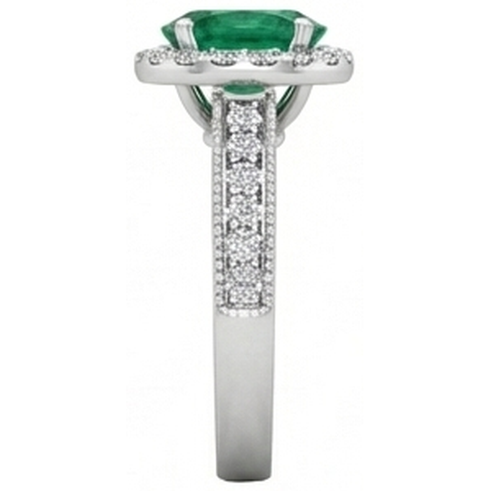 echter oval diamant 4.75Karat ring auf Weiß