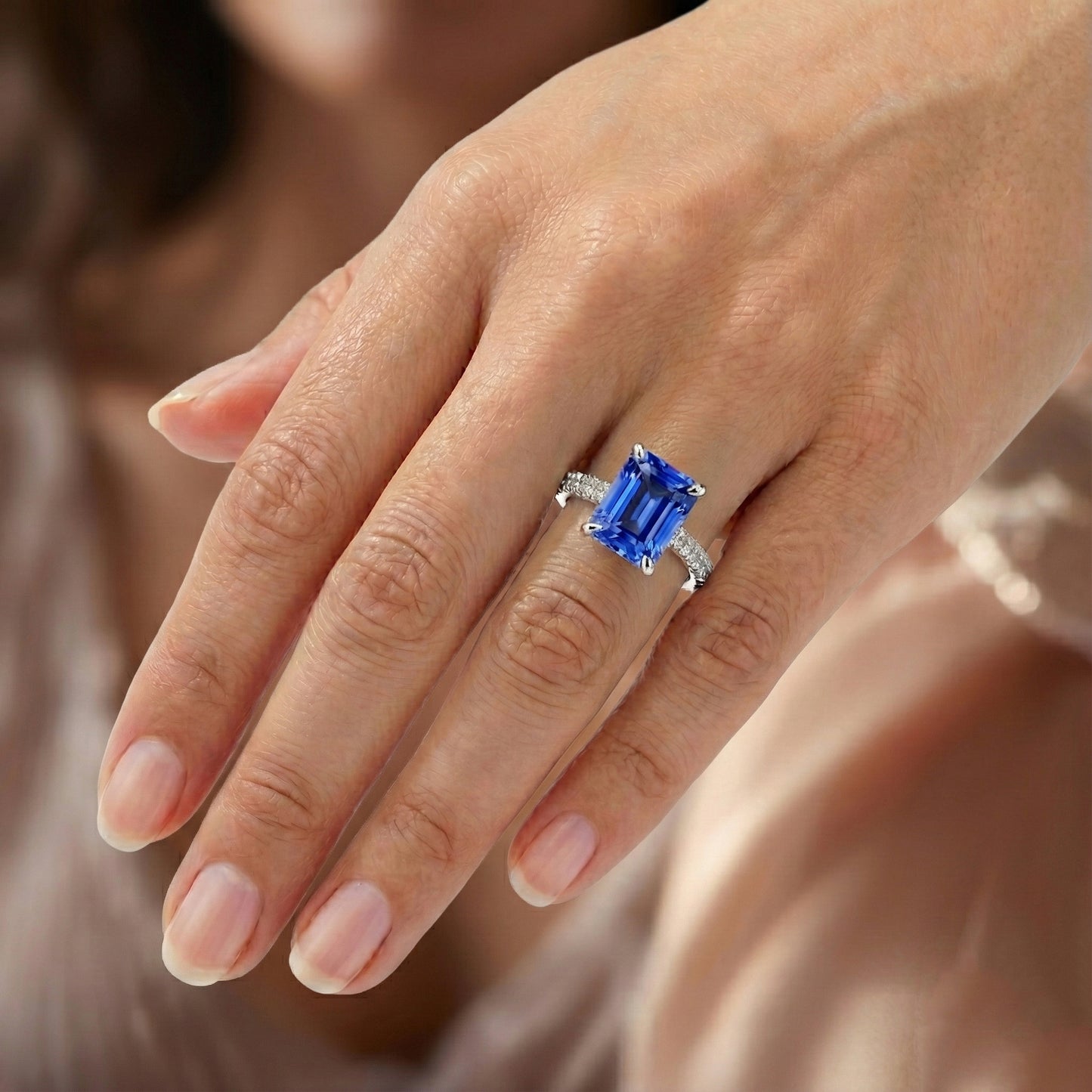 echter baguette diamant 5Karat ring auf Weiß