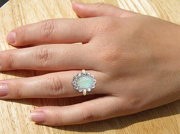 Opal und Diamanten 6,75 Karat Jubiläumsring Gold 14K Neu