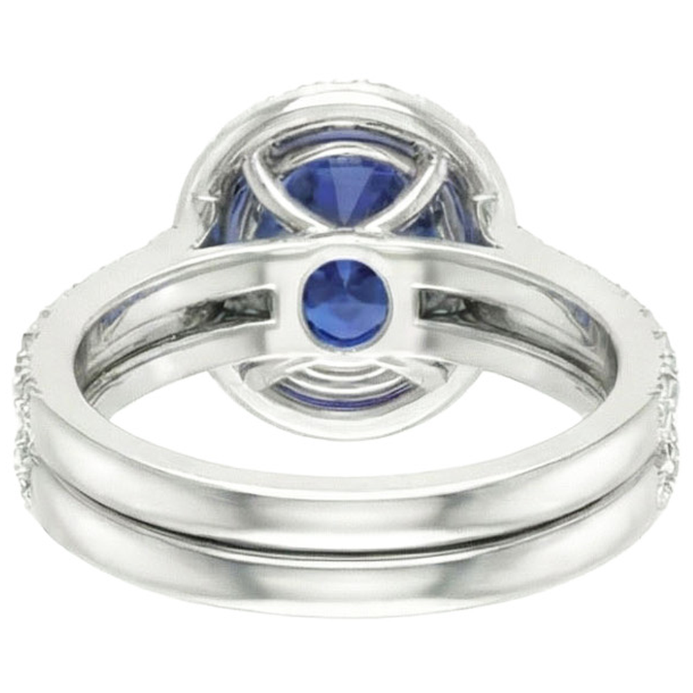 echter oval diamant 10.25Karat ring auf Weiß