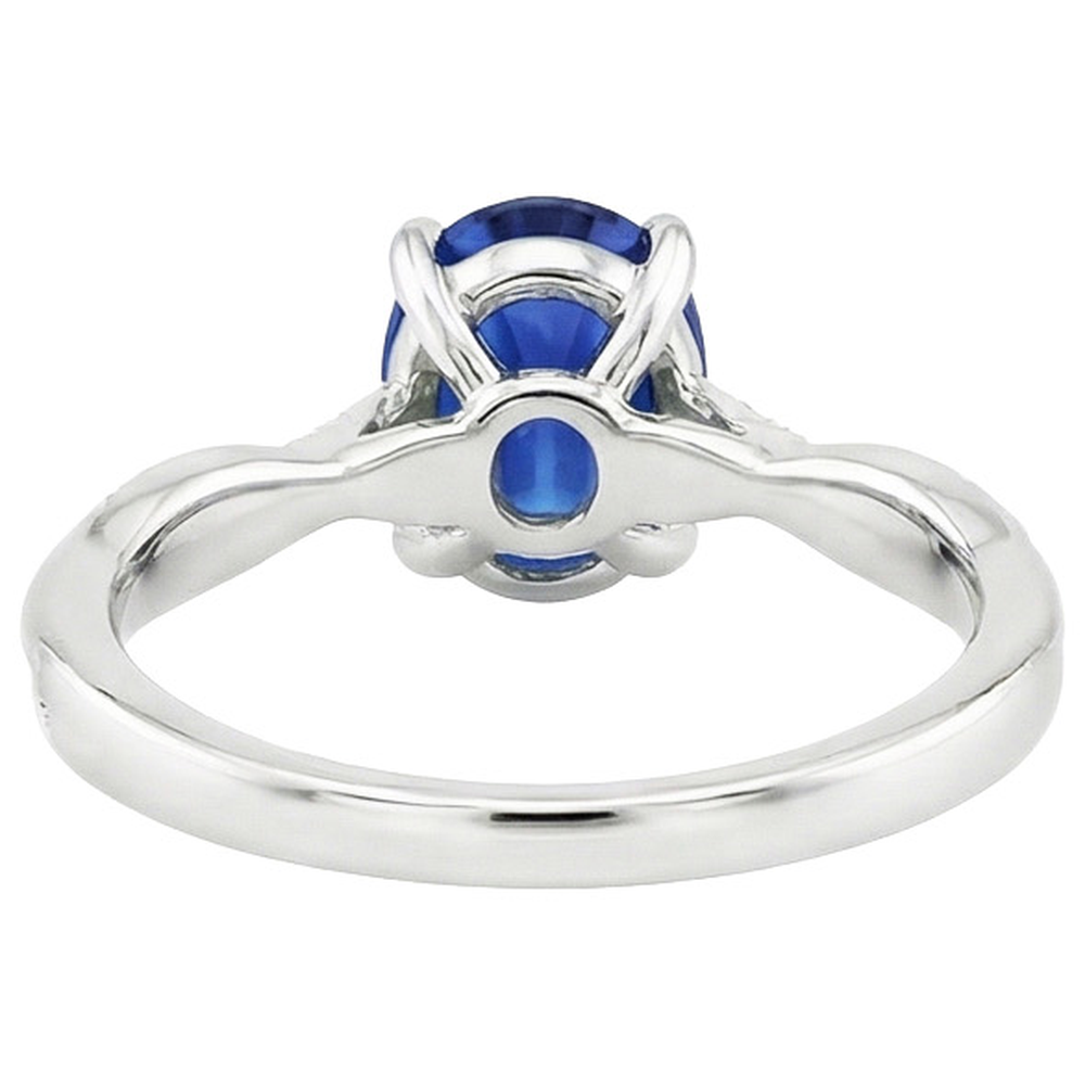 echter oval diamant 6Karat ring auf Weiß