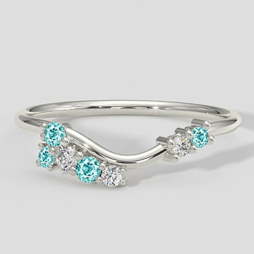 Paraiba- und Diamantring im Chevron-Stil