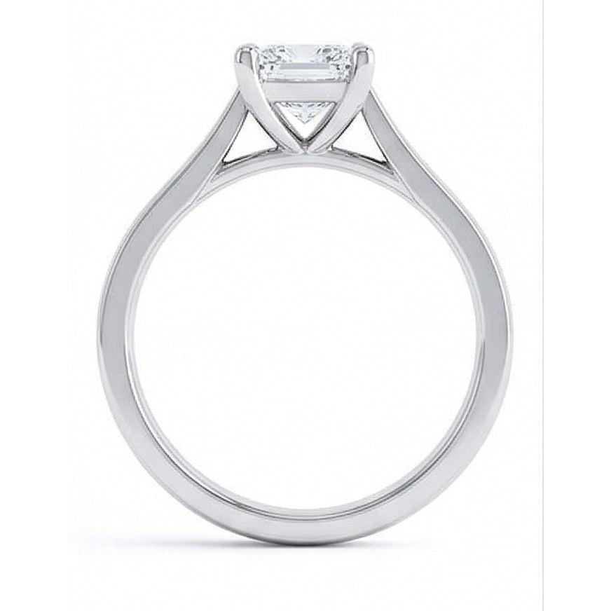 echter radiant diamant 1.10Karat ring auf Weiß
