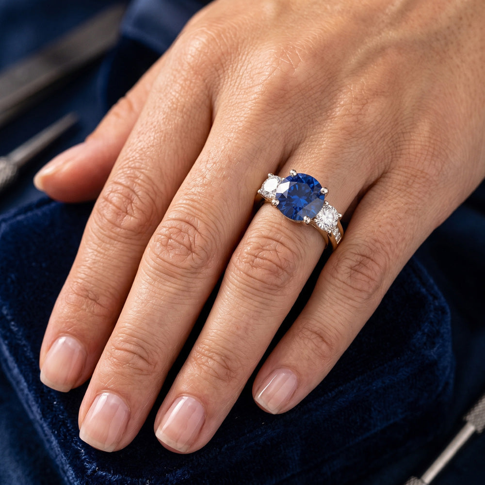 Runder Saphir-Edelstein-Ring Channel Set Natürlicher Diamant ( nicht im Labor gezüchtet )en 4 Karat