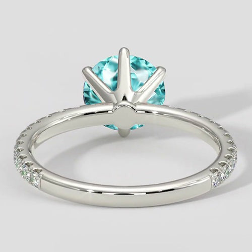 Runder Paraiba-Ring mit 6 Zinken und Diamantakzenten
