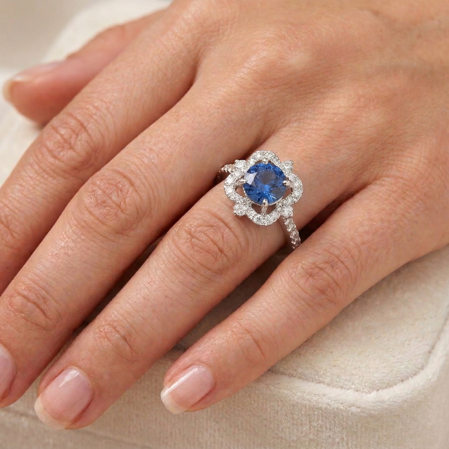 echter round diamant 4.30Karat ring mit Diamantbesatz