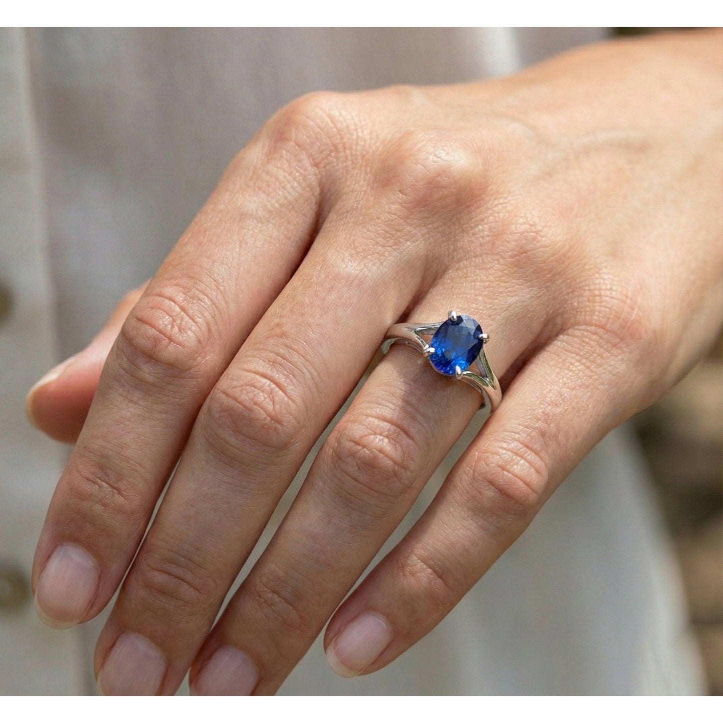echter oval diamant 2Karat ring mit Diamantbesatz