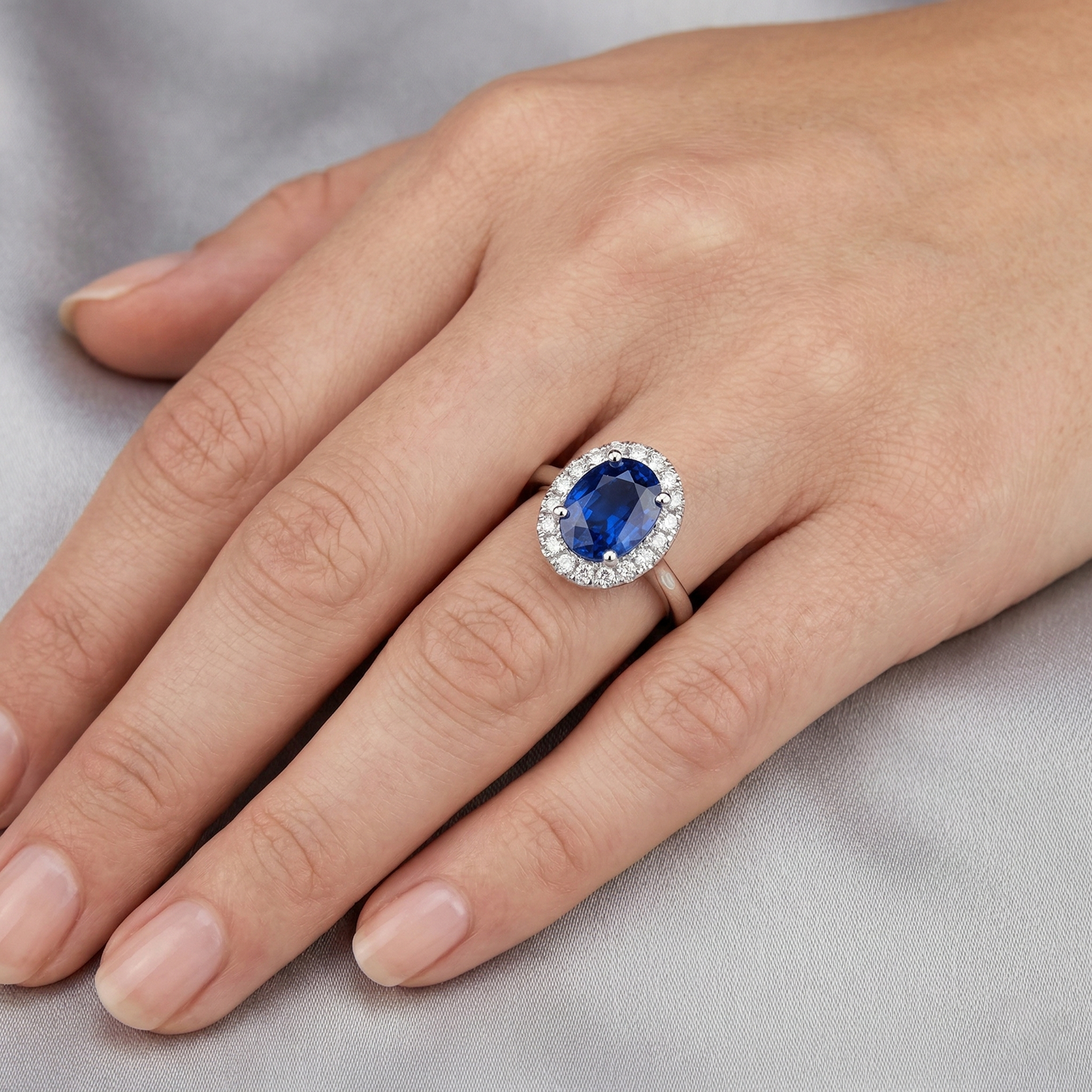 Saphir und Diamanten 5 Karat Halo-Ring Weißgold 14K