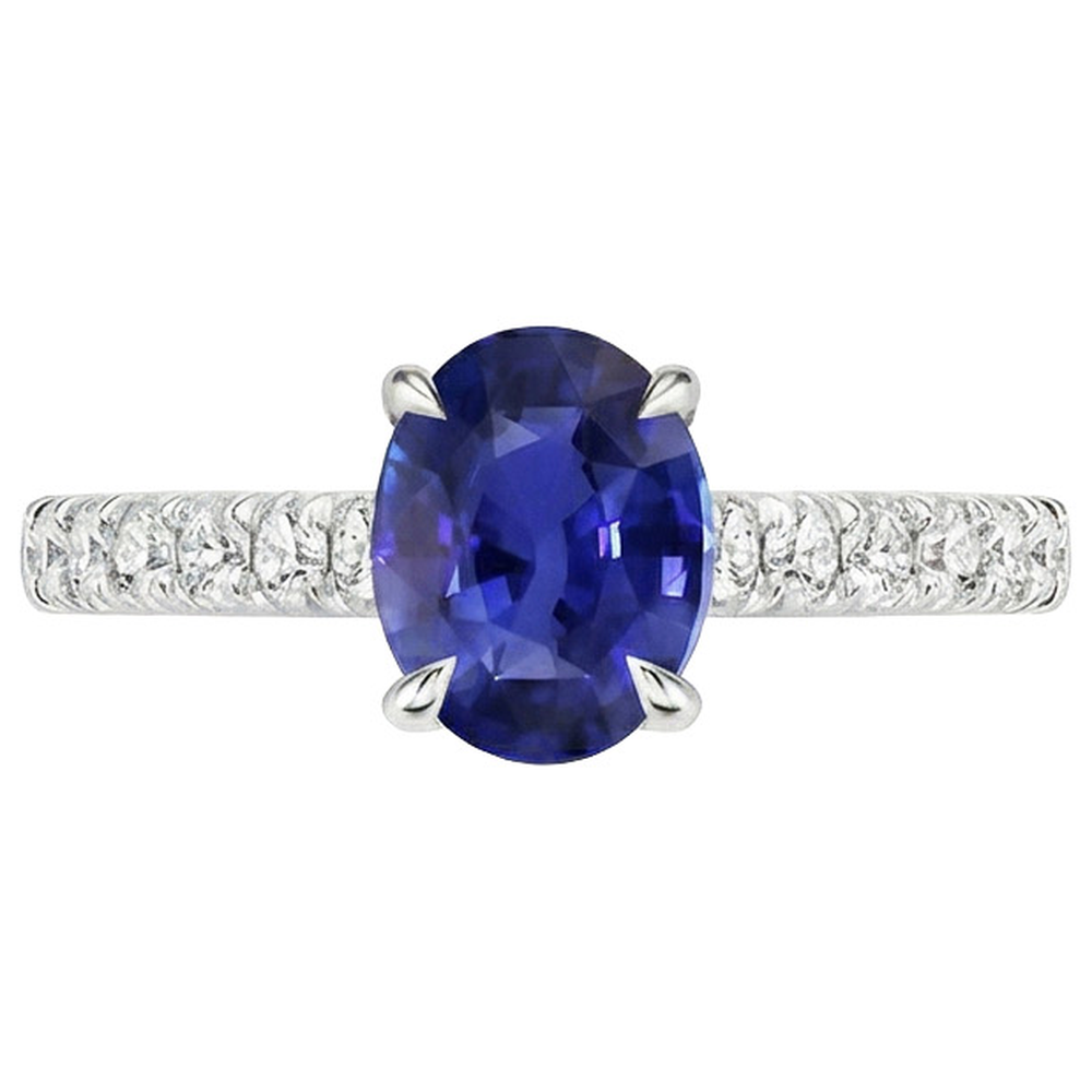 echter oval diamant 4Karat ring auf Weiß