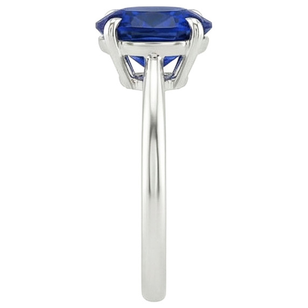 echter oval diamant 2.50Karat ring auf Weiß