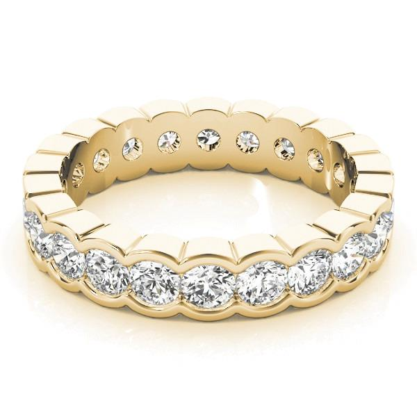 Eleganter Eternity Band 3,24 Karat – Seitenansicht