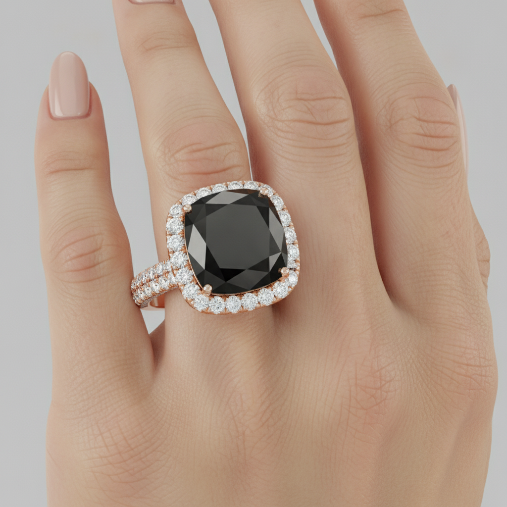Schwarzer Diamant Verlobungsring 7,2 Karat Echter Kissenschliff Halo 14 Karat Roségold