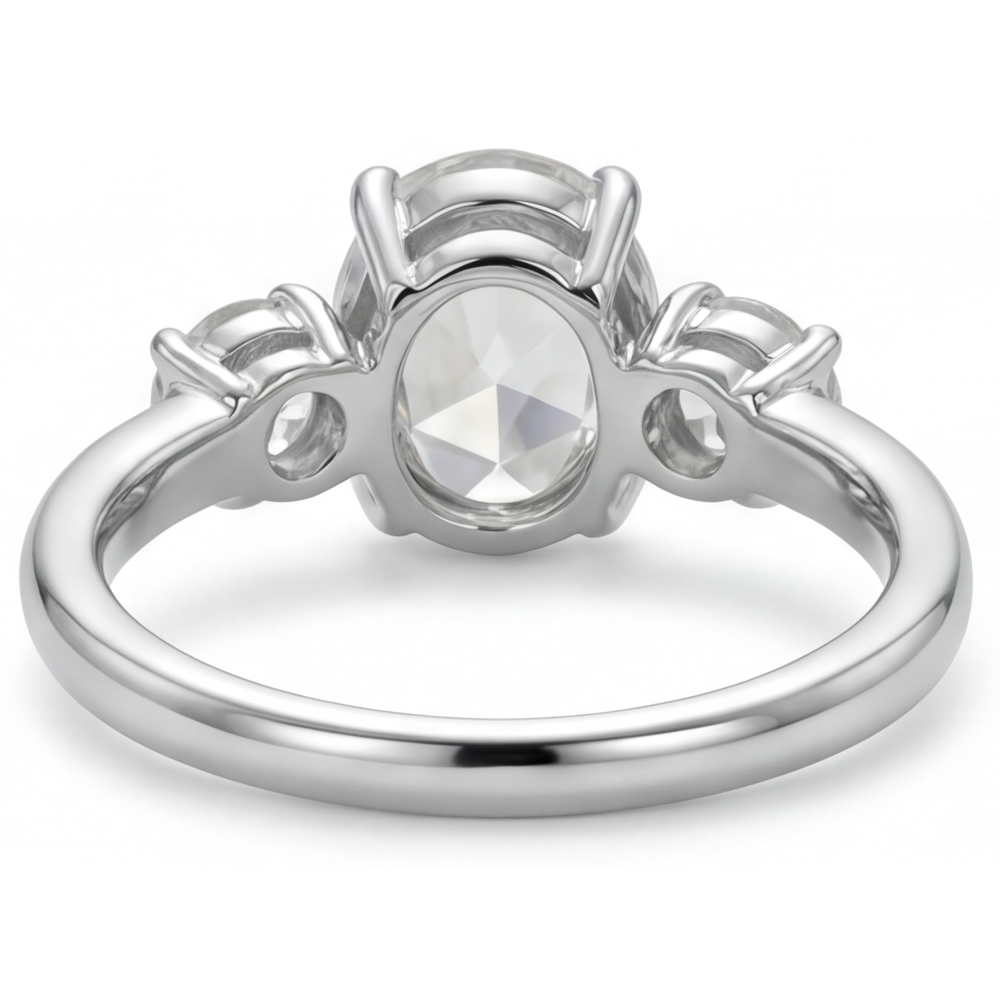 Oval-Schliff Edler Diamant Ring in 14K Weißgold – Profilansicht
