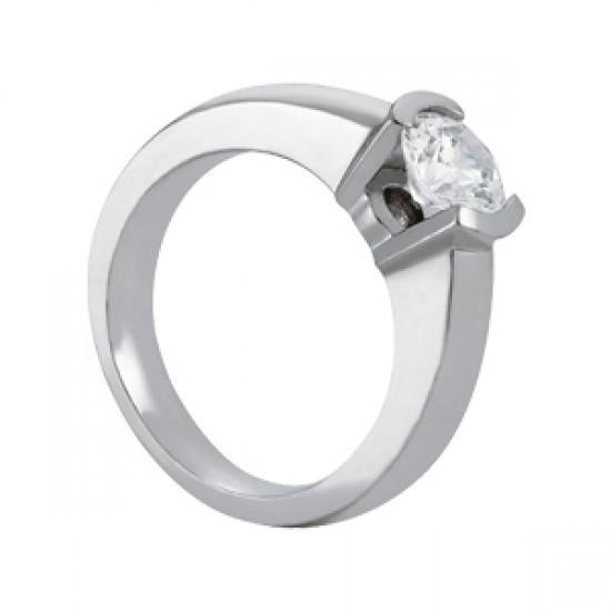 Rund-Brillant Brillant Ring in 14 Karat Weißgold – Hauptansicht