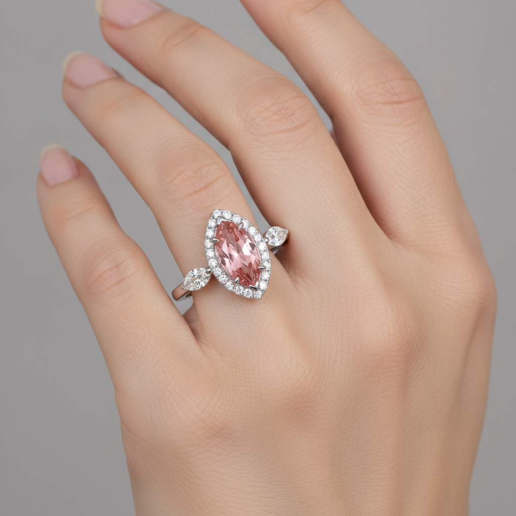 Padparadscha-Saphir-Ring 2,3 Karat Echter Marquise Halo Vintage 14 Karat Weißgold