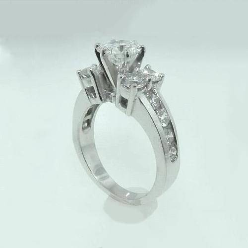 Natürliche Großer Verlobungsring Aus Weißgold Mit 3.25 Karat Diamant im Rundschliff