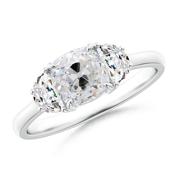 Kissen Old Cut Natürlich Diamantring 4,50 Karat mit Marquise & Halbmonden - harrychadent.ch