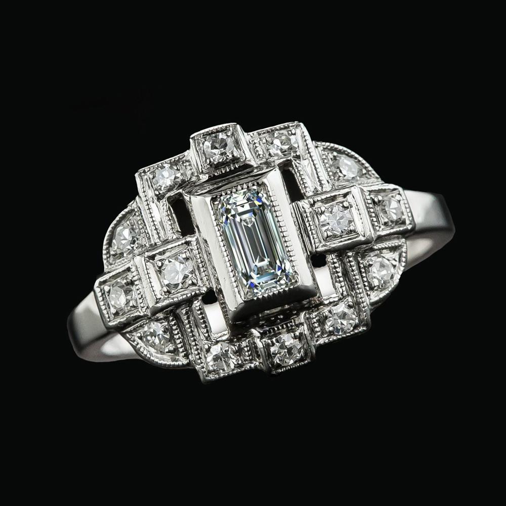 Smaragd Old Mine Cut Echt Diamants Jubiläumsring Lünette 3,75 Karat