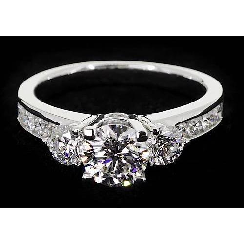 2,75 Karat Drei-Stein-Ring-Kanal-Set Runder Diamantschmuck - harrychadent.ch