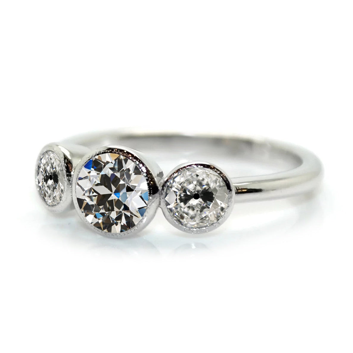 3 Steine Ring Rund Alter Minenschliff Diamant Weißgold Schmuck 4 Karat