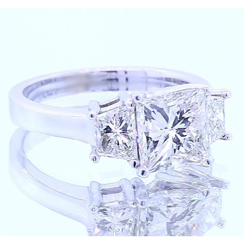 3.50 Karat Drei-Stein-Prinzessin-Diamant-Verlobungsring Neu - harrychadent.ch
