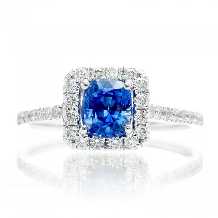 1,75 ct blauer ceylon-saphir im kissenschliff mit diamant-ehering