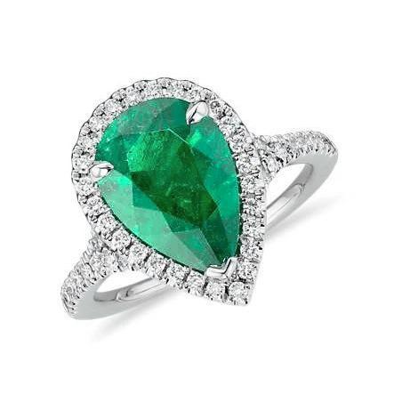 3.50 ct Ehering mit grünem Smaragd und Diamant im Birnenschliff