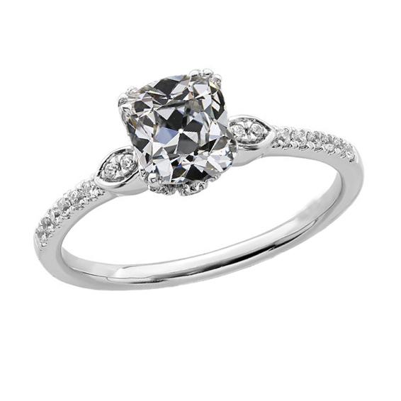 Kissen alter Bergmann Diamant Ehering Dreier-Krapfen-Set 4,50 Karat - harrychadent.ch