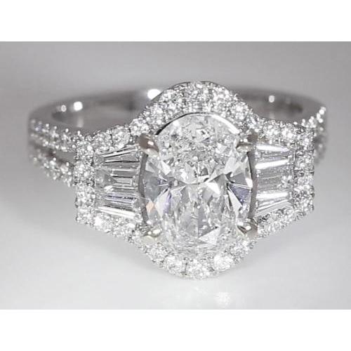4.50 Karat Diamant-Jubiläumsring im Ovalschliff mit geteiltem Schaft