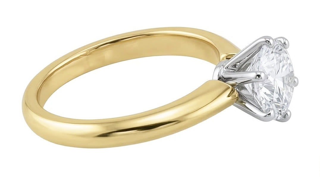 echter round diamant 1.50Karat ring auf Weiß