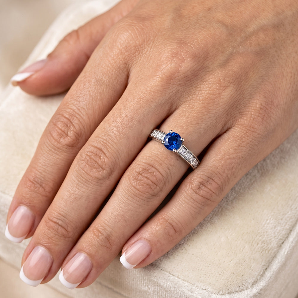 2 Karat Ceylon-Saphir-Ring