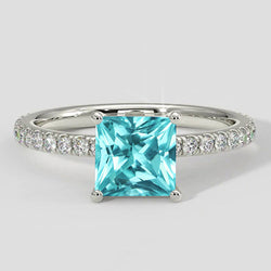 Handgemachter Edelstein-Ring mit Pavé Paraiba-Turmalin – 2 Karat