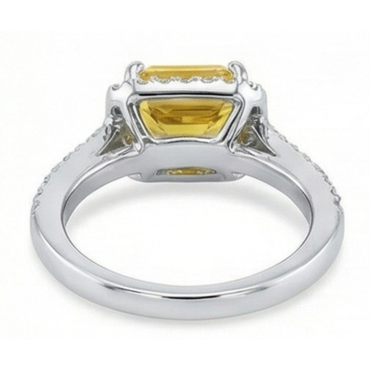 echter round diamant 22Karat ring auf Weiß