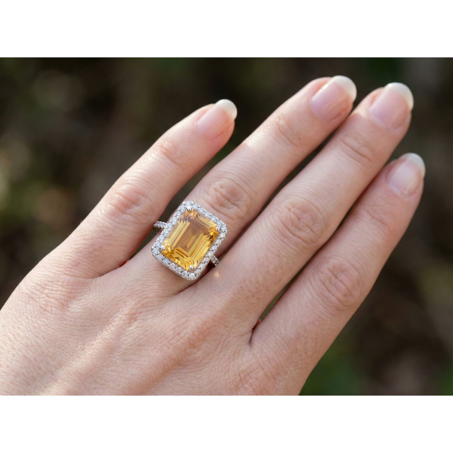 echter round diamant 22Karat ring Dreiviertelansicht