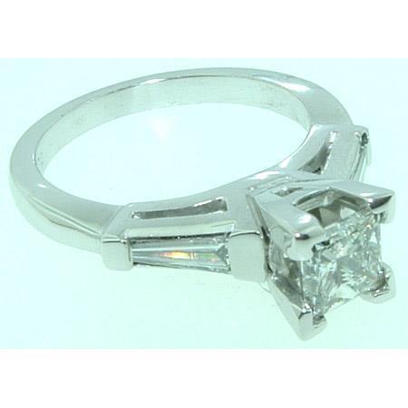 2,11 Ct Princess Baguettes Echt Diamant Drei-Steine-Ring Weißgold