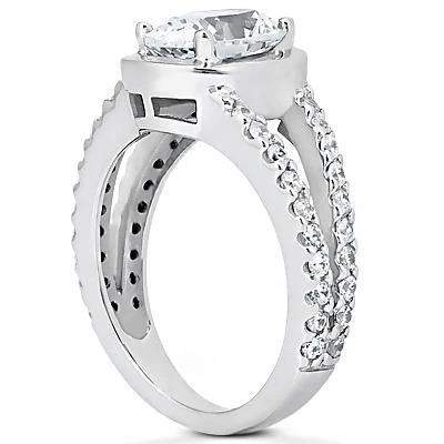 2,67 Ct. Natürliche Diamantring Im Ovalschliff Mit Akzenten Weißgold