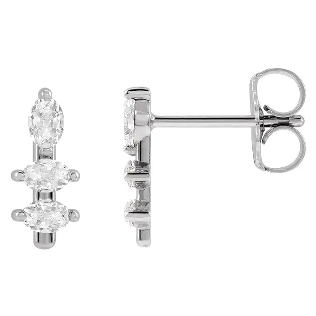 Antik-Kissen-Schliff Diamant Ring in 14 Karat Weißgold – Frontansicht