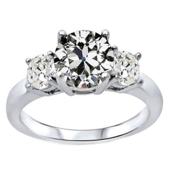 Glänzender Dreisteinring – Diamant 2,50 Karat von HarryChadEnt